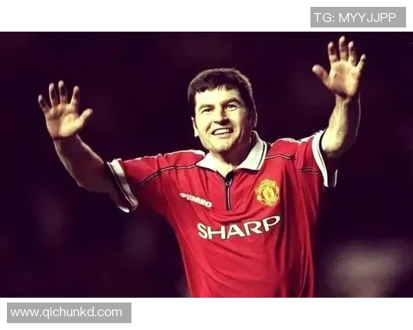 足球84号传奇球星的辉煌历程与赛场表现分析 足球84号传奇球星的辉煌历程与赛场表现分析