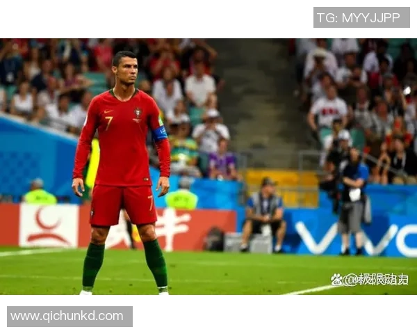 足球明星小黑的成长之路与传奇时刻揭秘,跨越艰难挑战成就辉煌足坛未来 足球明星小黑的成长之路与传奇时刻揭秘,跨越艰难挑战成就辉煌足坛未来