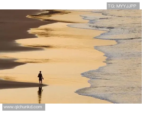 孤独足球球星背后的孤寂与坚韧他们如何在辉煌与孤单中坚持前行