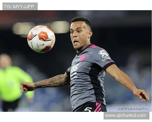 最新足球退役球星排行榜:从传奇到巨星,他们的辉煌成就永载史册 最新足球退役球星排行榜:从传奇到巨星,他们的辉煌成就永载史册