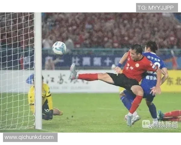 足球场上的三分球王者是谁揭秘足球史上的远射巨星