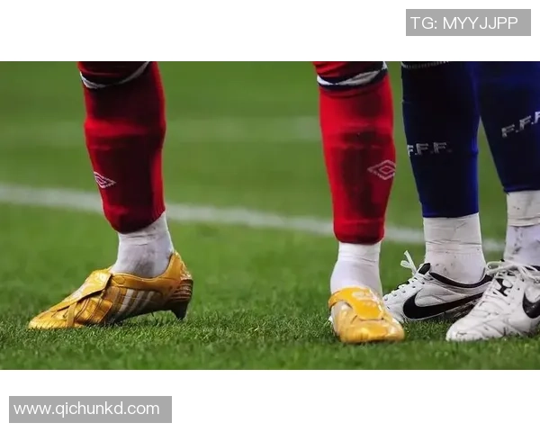 猎鹰足球鞋助力球星崭露锋芒 揭秘球场上的顶级脚步力量 猎鹰足球鞋助力球星崭露锋芒 揭秘球场上的顶级脚步力量