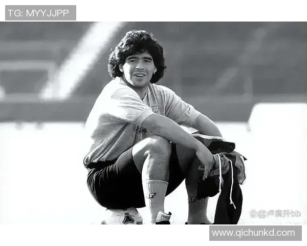 美国足球历史十大球星榜单盘点及其传奇成就分析 美国足球历史十大球星榜单盘点及其传奇成就分析